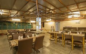 Hotel Grand Park Inn